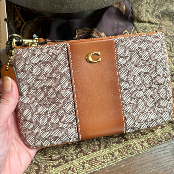 Authentic COACH 1941 micro sign. jacquard/refined calf leather zip top wristlet - Picture 1 of 14